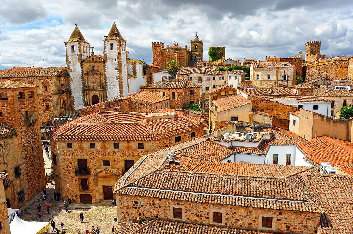 Vieille Ville De Caceres Centre Historique De L Espagne Guide Voyage