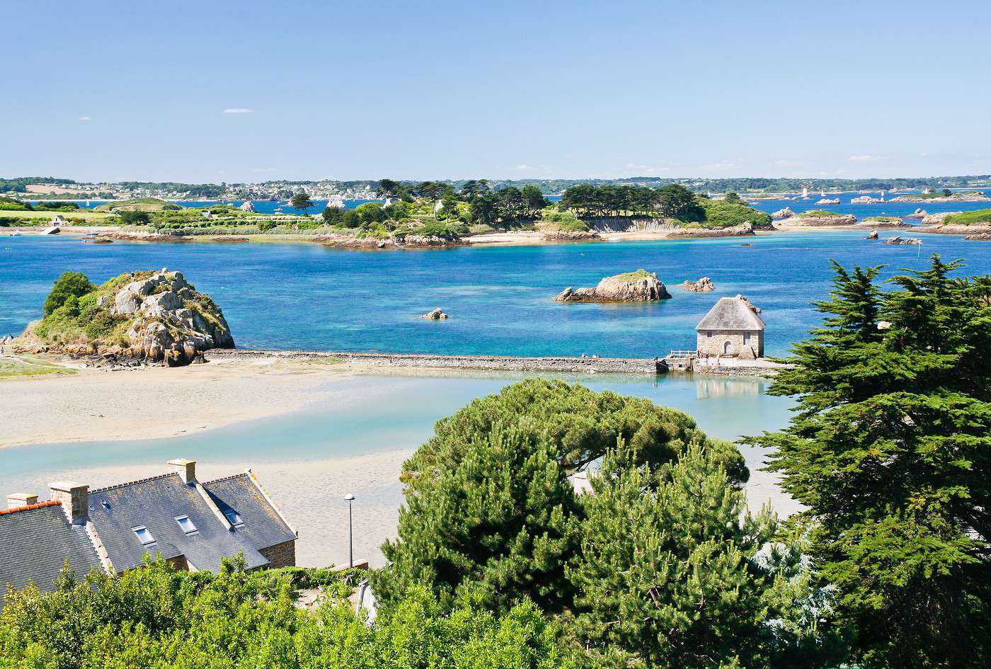 Île de Bréhat, Côtes d'Armor, France Île de Bréhat, Côtes d'Armor, France