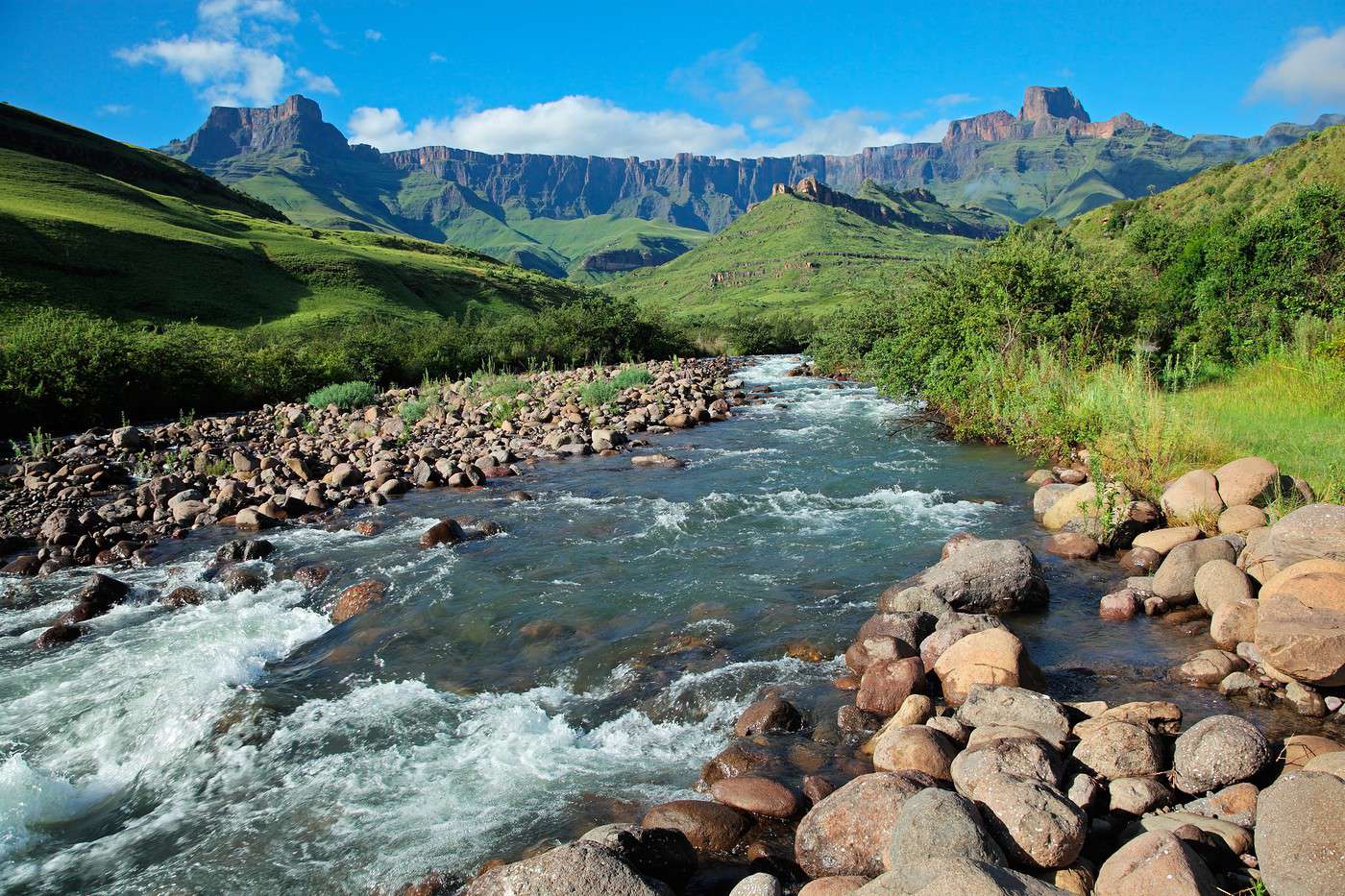 Drakensberg Cha Ne De L Afrique Du Sud Guide Voyage   1565037325 OQXYDLoaJzaBMUb 