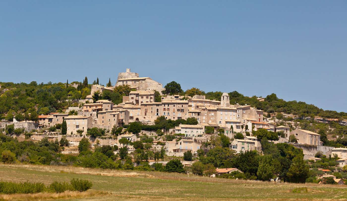 Simiane-la-Rotonde, Alpes de Haute-Provence, France