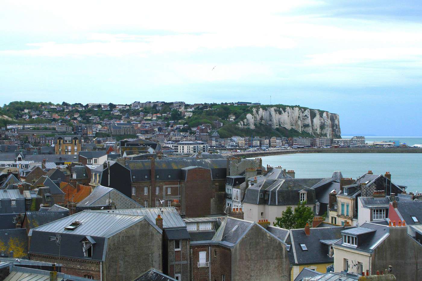 Le Tr&eacute;port vu de Mers-les-Bains, Seine-Maritime, France