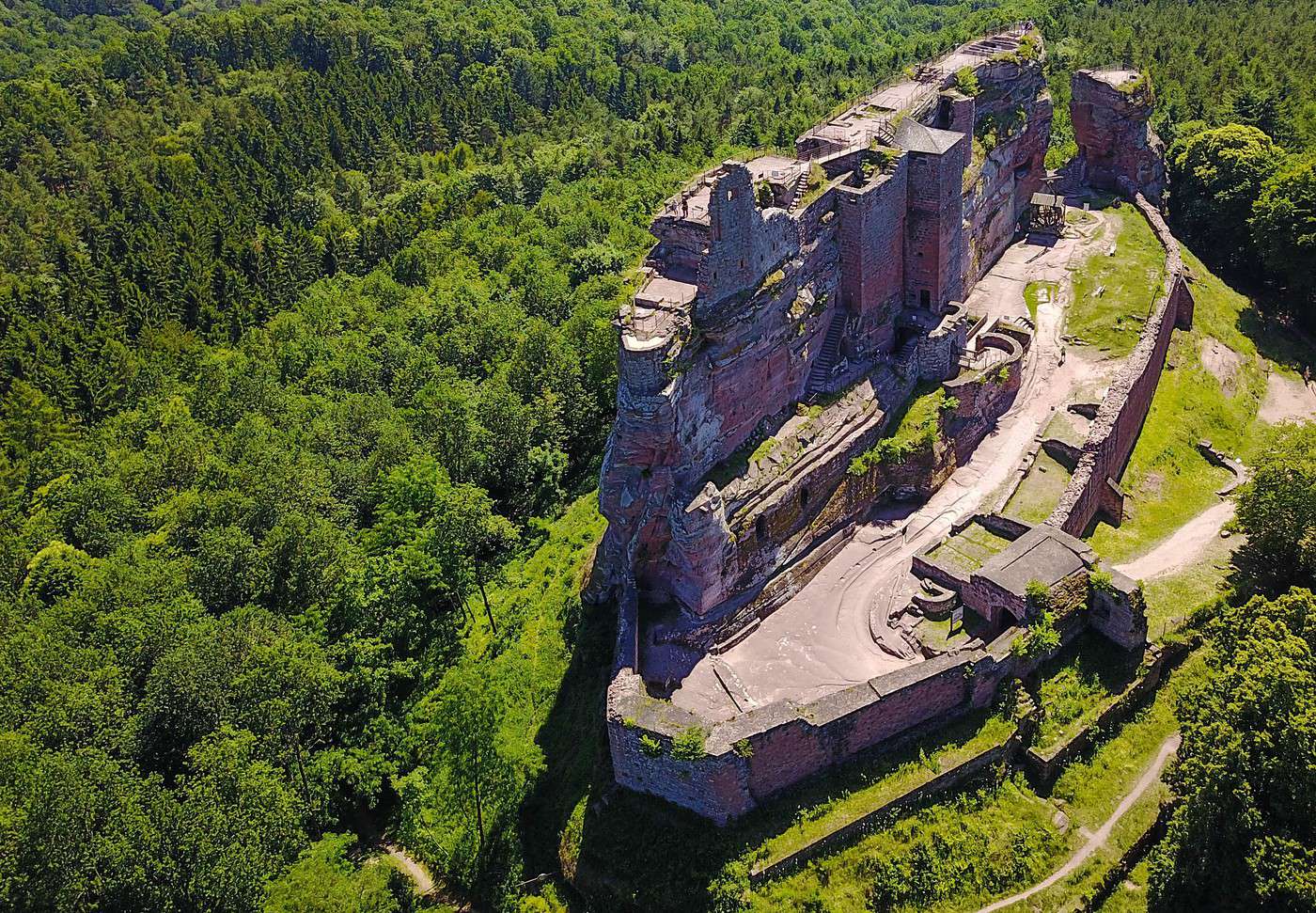 Château de Fleckenstein, Bas-Rhin, France Château de Fleckenstein, Bas-Rhin, France