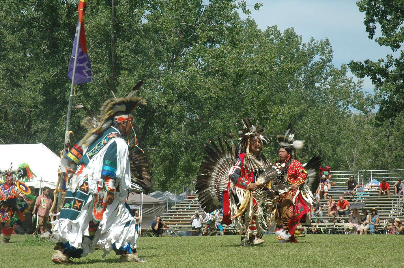 Pow wow de Wendake (Québec) ou rassemblement de Mashteuiatsh (Saguenay