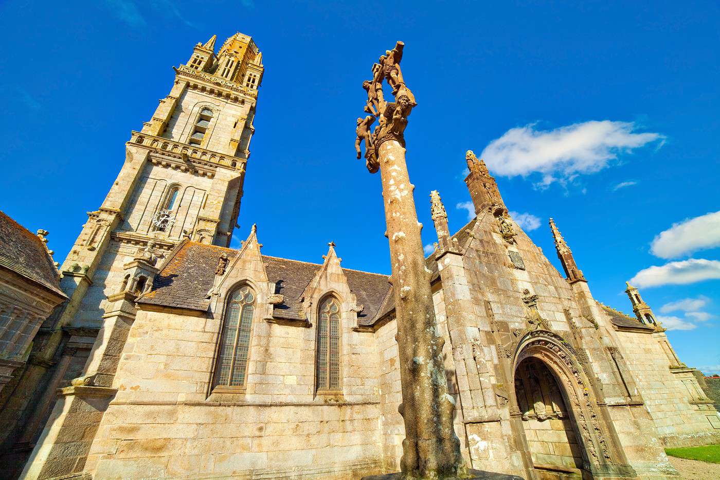 Lampaul-Guimiliau, Finistère, France