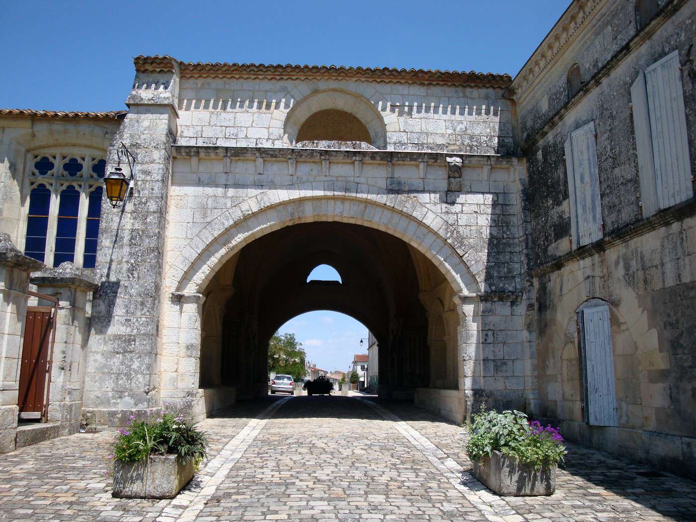 Pons, Charente-Maritime, France