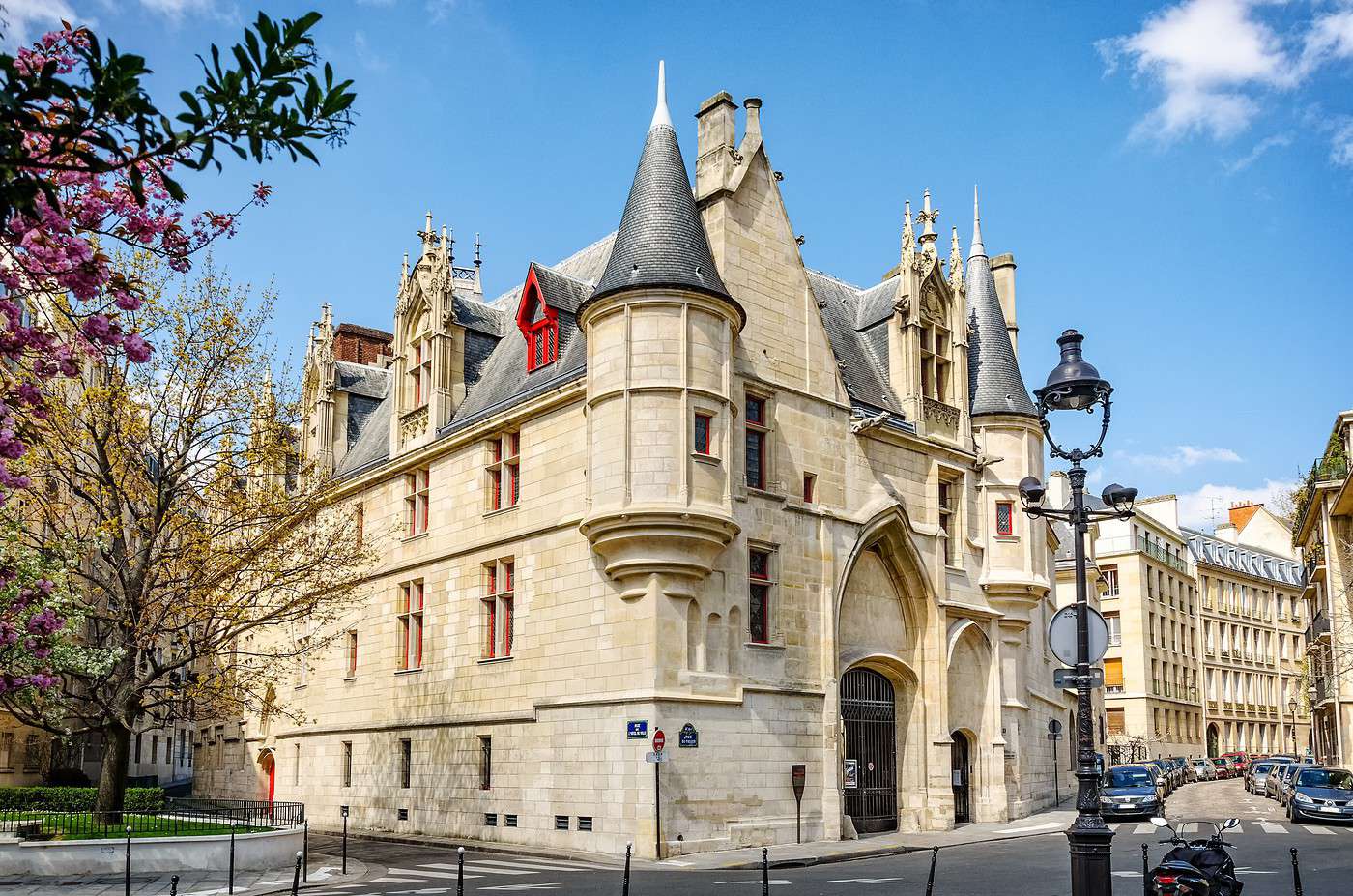 H&ocirc;tel des archev&ecirc;ques de Sens, Paris, France