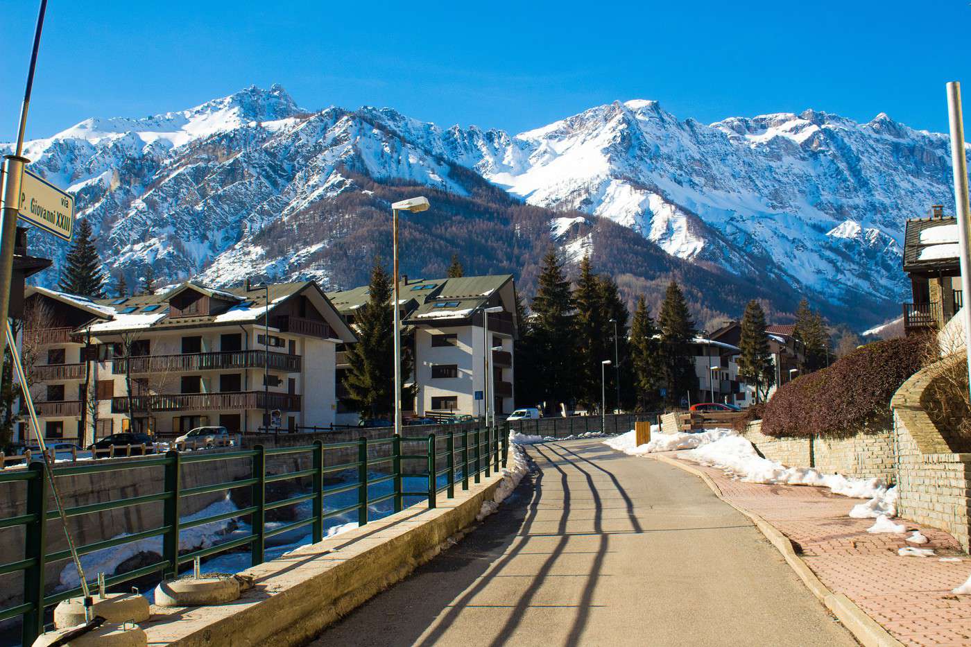 Bardonn&egrave;che, Italie