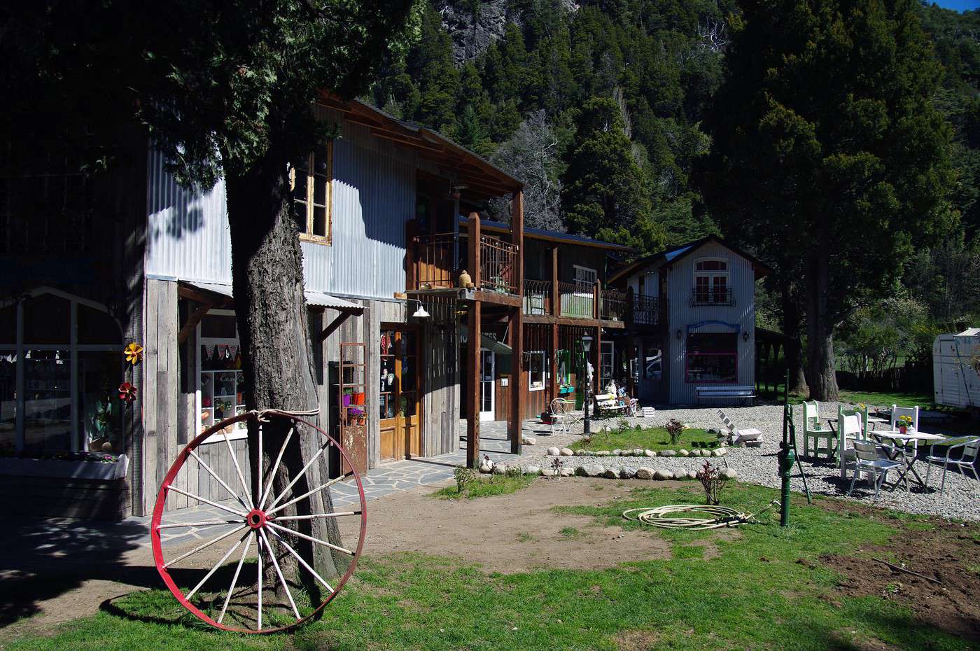 Colonia Suiza, Argentine