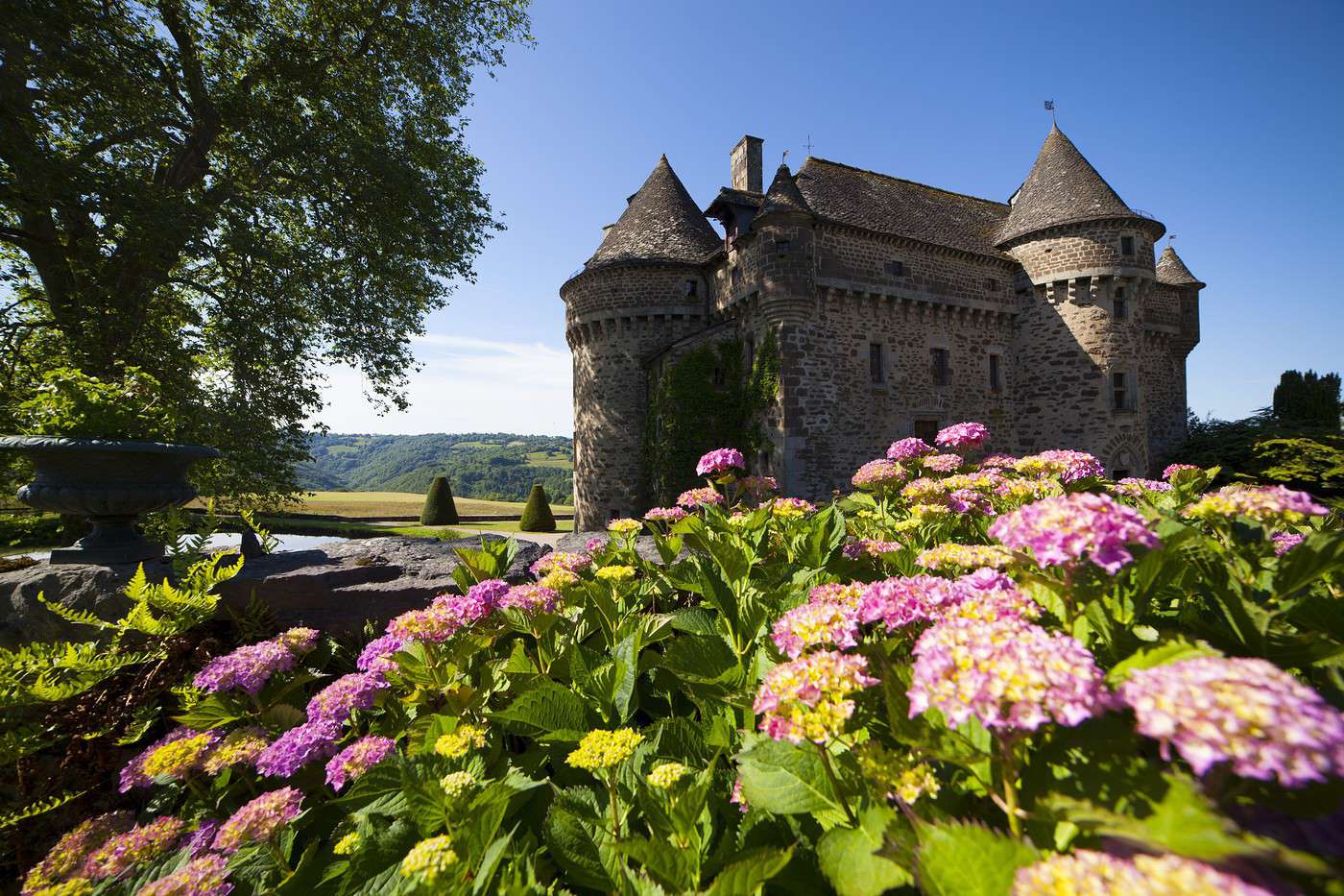 Ch&acirc;teau d'Auzers, Cantal, France