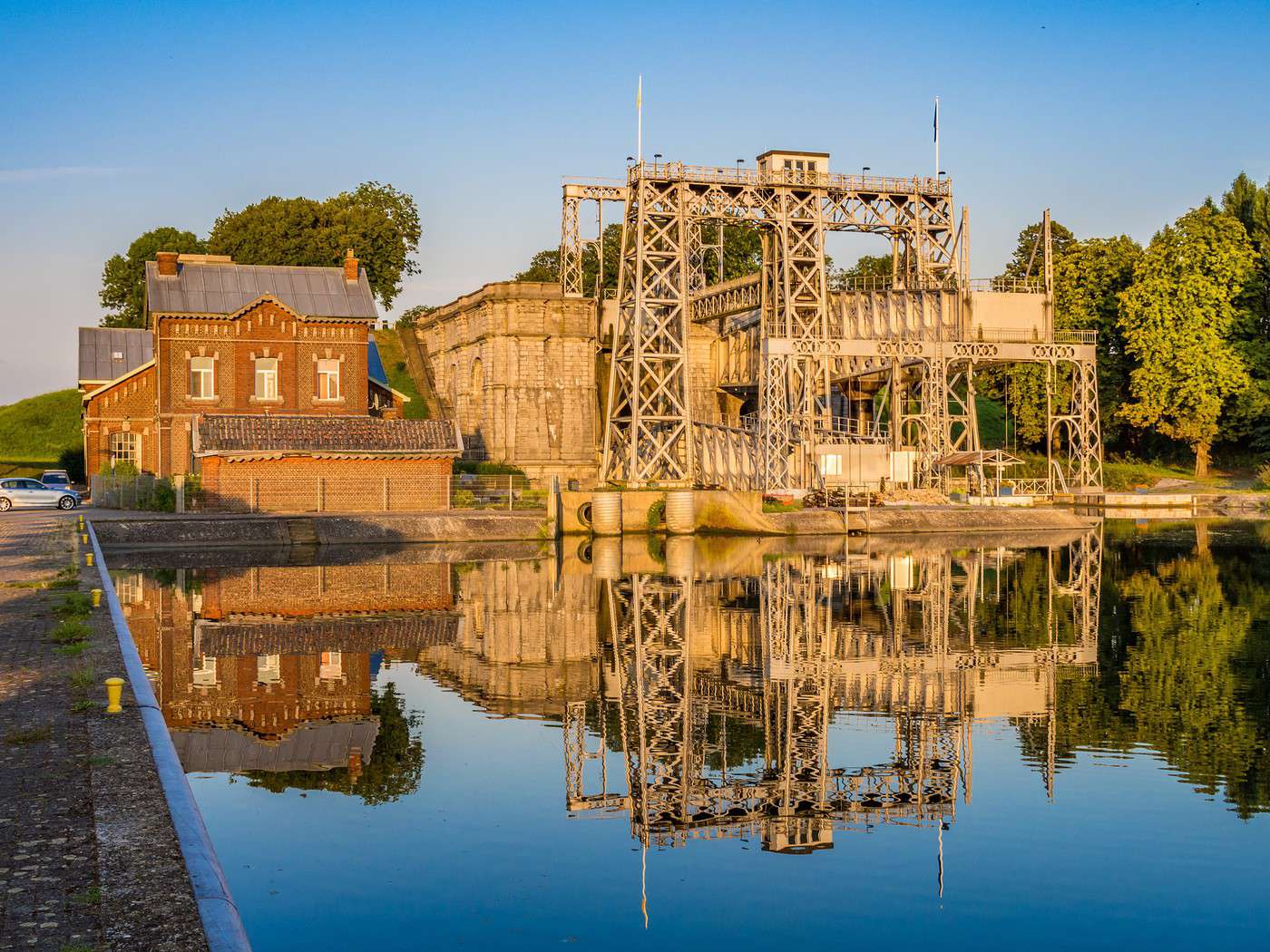 La Louvi&egrave;re, Belgique