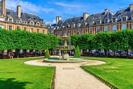 Place des Vosges, Paris, France