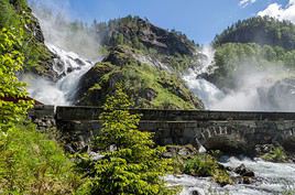 Cascade de Latefossen, Norv&egrave;ge