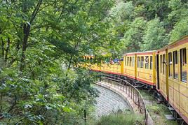 Train Jaune, Mont-Louis, Pyr&eacute;n&eacute;es-Orientales, France