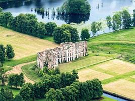 Ch&acirc;teau de La Fert&eacute; Vidame, Eure-et-Loir, France