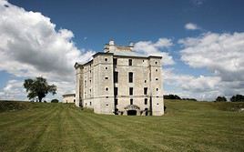 Ch&acirc;teau de Maulnes, Yonne, France