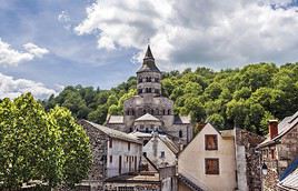 Basilique d'Orcival, Puy-de-D&ocirc;me, France