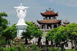 Cathédrale de Phat Diem, Vietnam