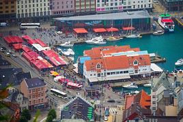 Place du march&eacute;, Bergen, Norv&egrave;ge