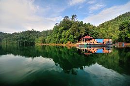 Lac Tasik Kenyir, Malaisie