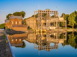 La Louvi&egrave;re, Belgique