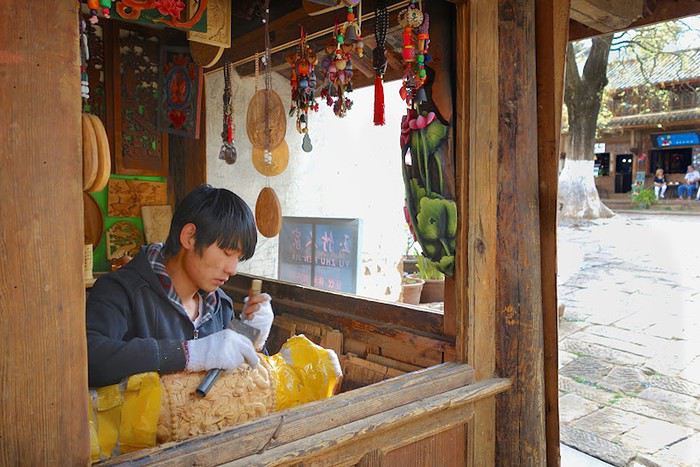 visite du village de Shaxi province du Yunnan en Chine 1513084240-SbYGGcfWZ6J6Wa8