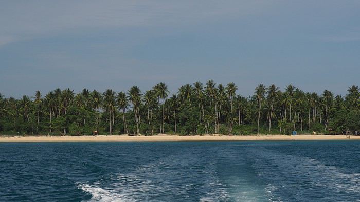 Voyage aux îles Moluques Indonésie : Ambon, Banda, Tidore, Morotai 1539548876-mRnE5COPjjBP1Zc