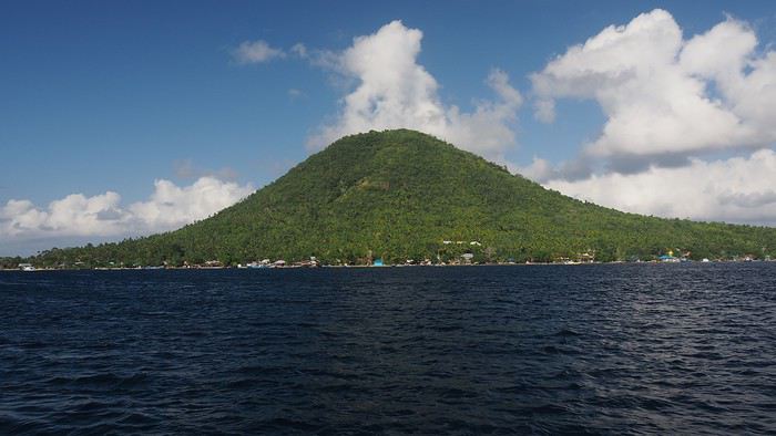 Voyage aux îles Moluques Indonésie : Ambon, Banda, Tidore, Morotai 1540648945-WRYv6ntnLSF7Izw