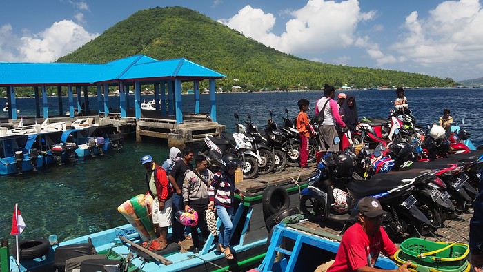 Voyage aux îles Moluques Indonésie : Ambon, Banda, Tidore, Morotai 1540649805-ygmC2tBoPq43HPl