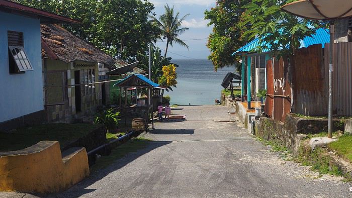 Voyage aux îles Moluques Indonésie : Ambon, Banda, Tidore, Morotai 1541080240-PDAlyokfAky5xXH