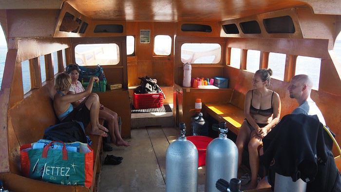 Voyage aux îles Moluques Indonésie : Ambon, Banda, Tidore, Morotai 1542477155-fvtdVzhv4hEAz0k